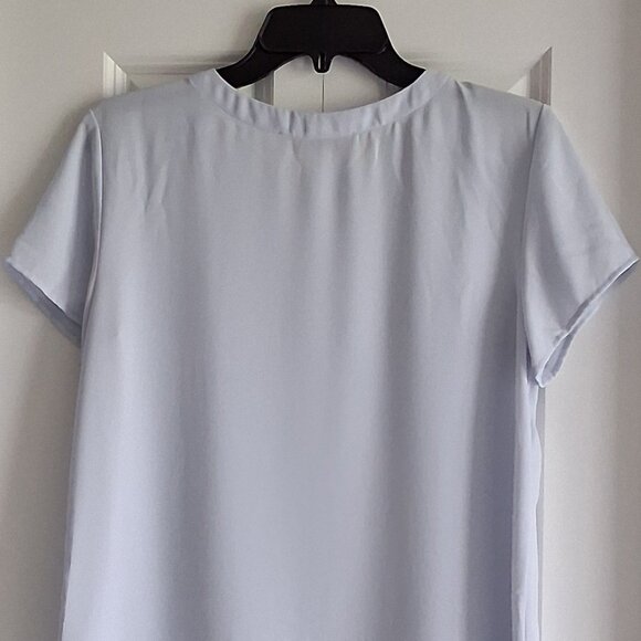 LOFT Light Blue Short Sleeve Blouse Women's Size XS - Picture 8 of 9